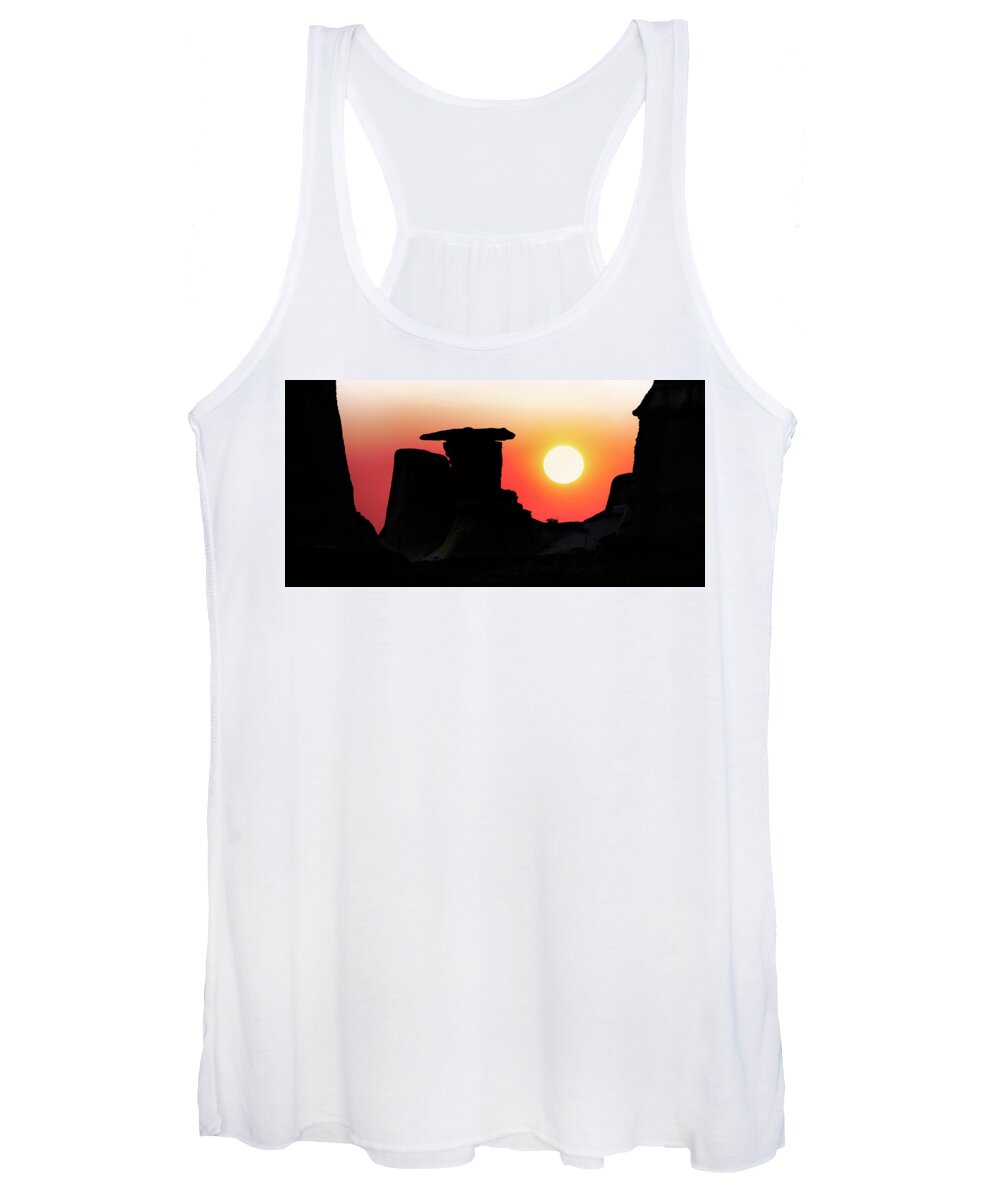 Middle Earth Women's Tank Top featuring the photograph Hoodoo Sunrise by John Poon