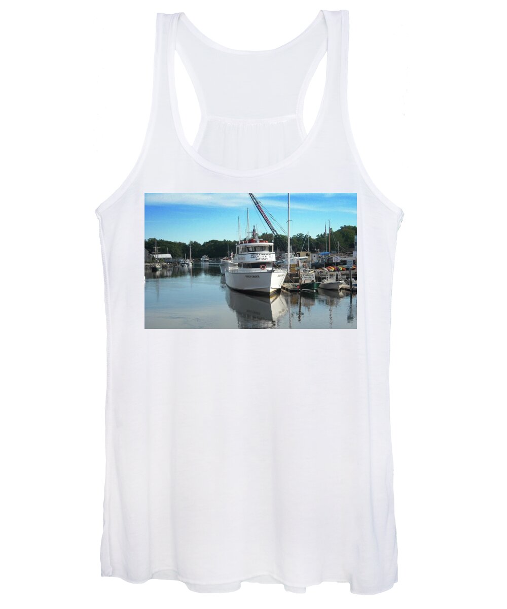 Kennebunk Women's Tank Top featuring the photograph Kennubunk, Maine -1 by Jerry Battle