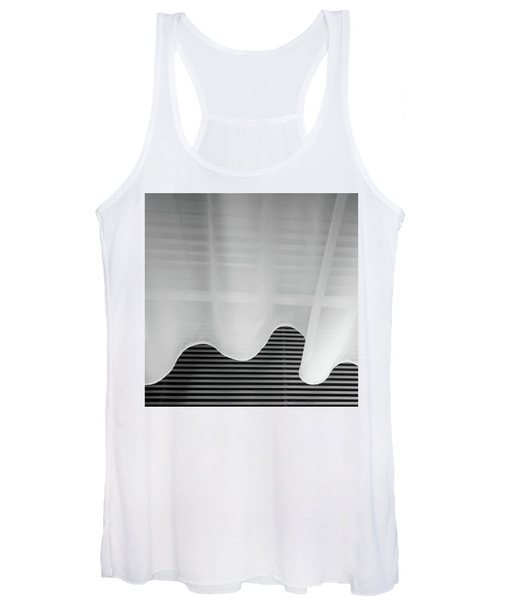 Manhattan Women's Tank Top featuring the photograph Room 515 by Eric Lake