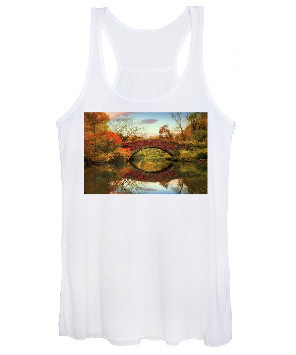 Bridge Women's Tank Top featuring the photograph Dawn at Gapstow by Jessica Jenney