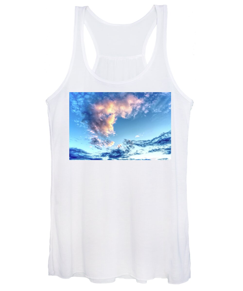 Landscape Women's Tank Top featuring the photograph Dramatic Montana Sunrise Cloud by Wes Hunt