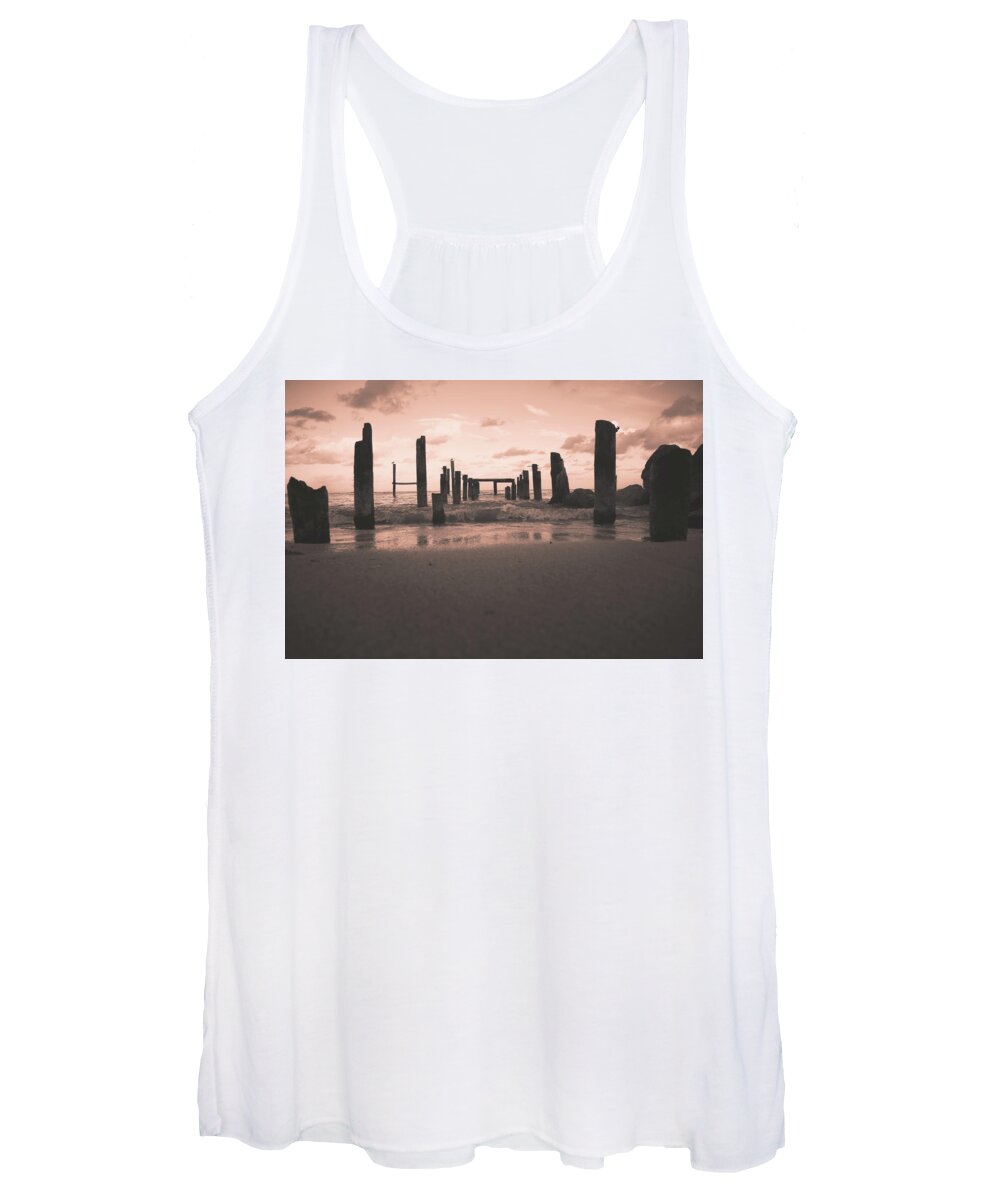 Sunset Art Women's Tank Top featuring the photograph Glo by Gian Smith
