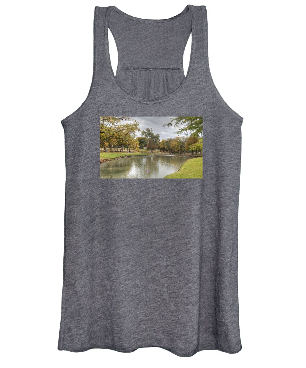 Cities Women's Tank Top featuring the photograph A Walk In The Park by Bill Hamilton