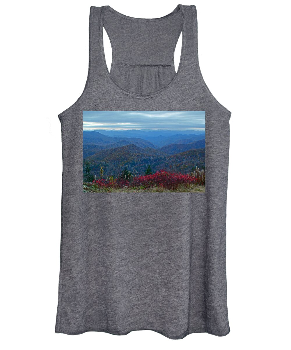  Sunset Women's Tank Top featuring the photograph Dusk in Pastels by Jennifer Robin