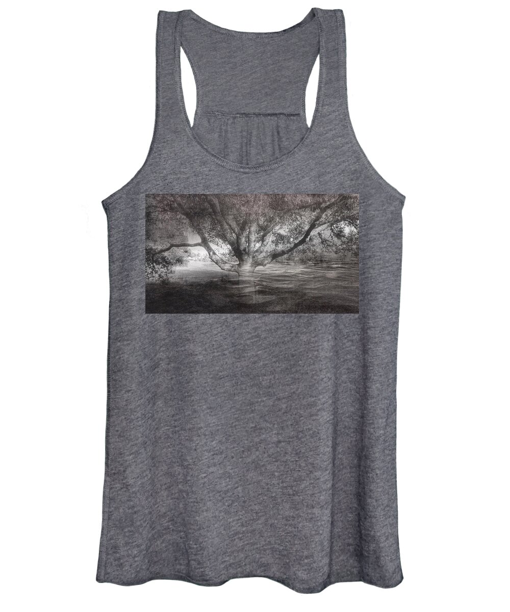 Tree Women's Tank Top featuring the photograph In your arms by Suzy Norris