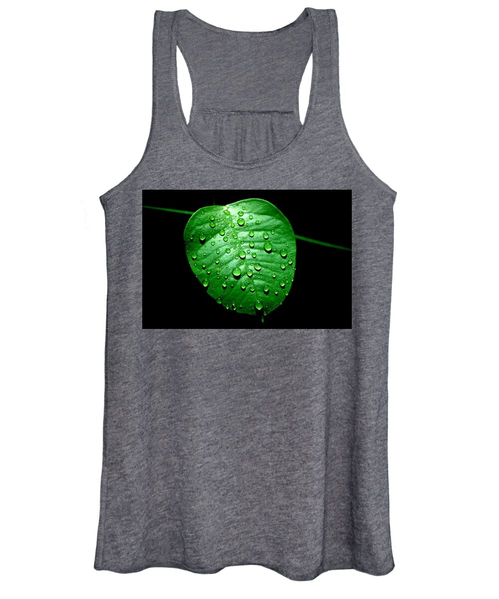 Leaf Women's Tank Top featuring the photograph Ivy Rain by David Weeks