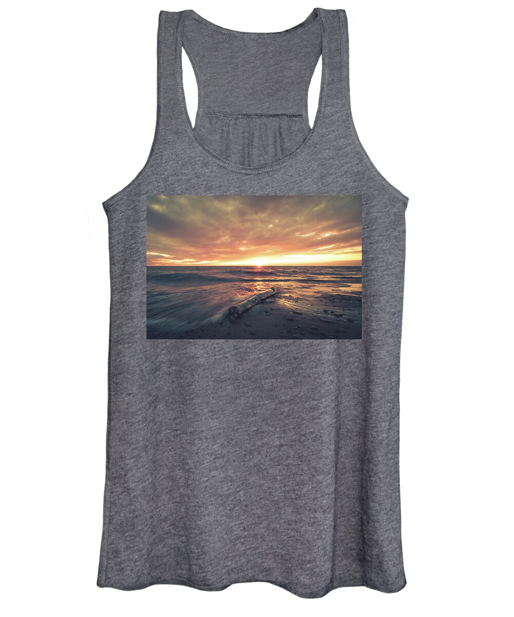 A7s Women's Tank Top featuring the photograph Lake Erie Sunset #6 by Dave Niedbala