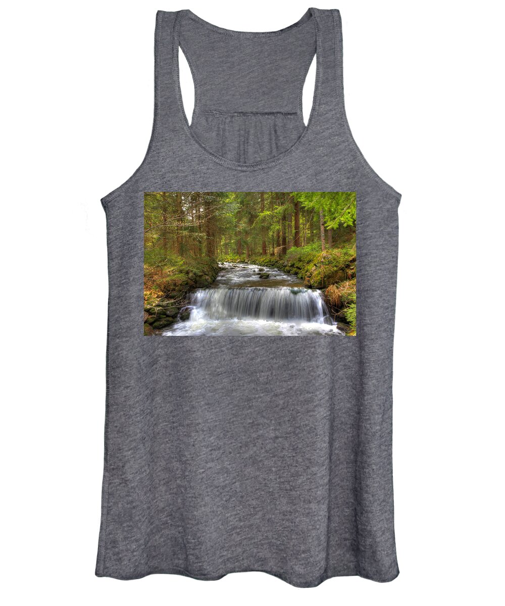Mountain Women's Tank Top featuring the photograph Coming Around the Bend by Sean Allen