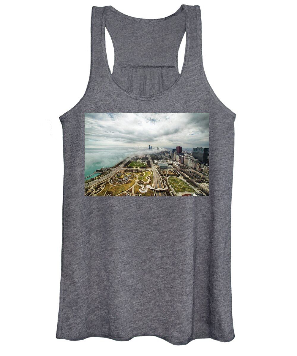 Chicago Women's Tank Top featuring the photograph Fogscape by Raf Winterpacht