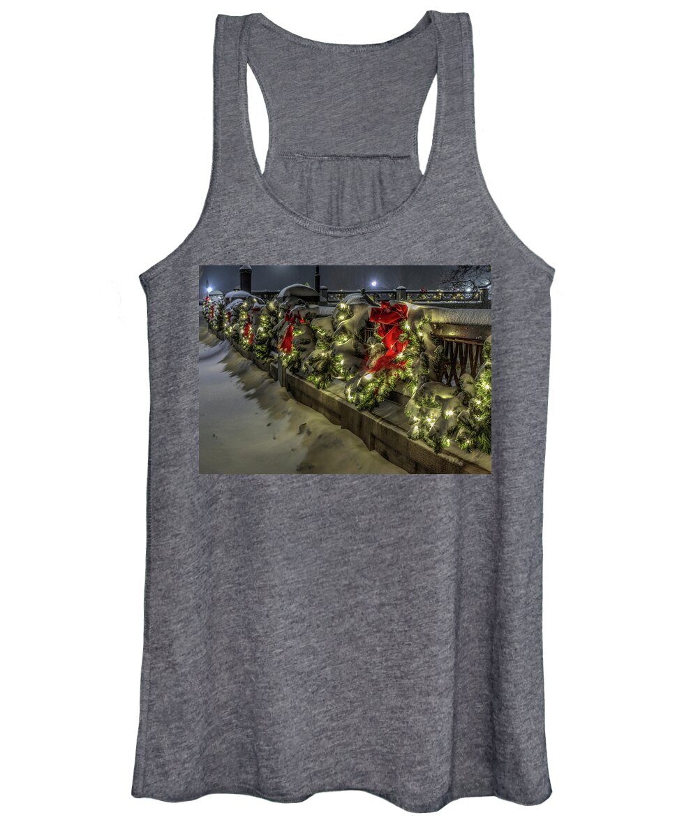 Christmas Women's Tank Top featuring the photograph Night Garland by Rod Best