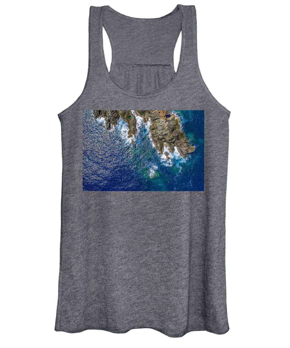 Sea Women's Tank Top featuring the photograph Peterborg Point by Gary Felton