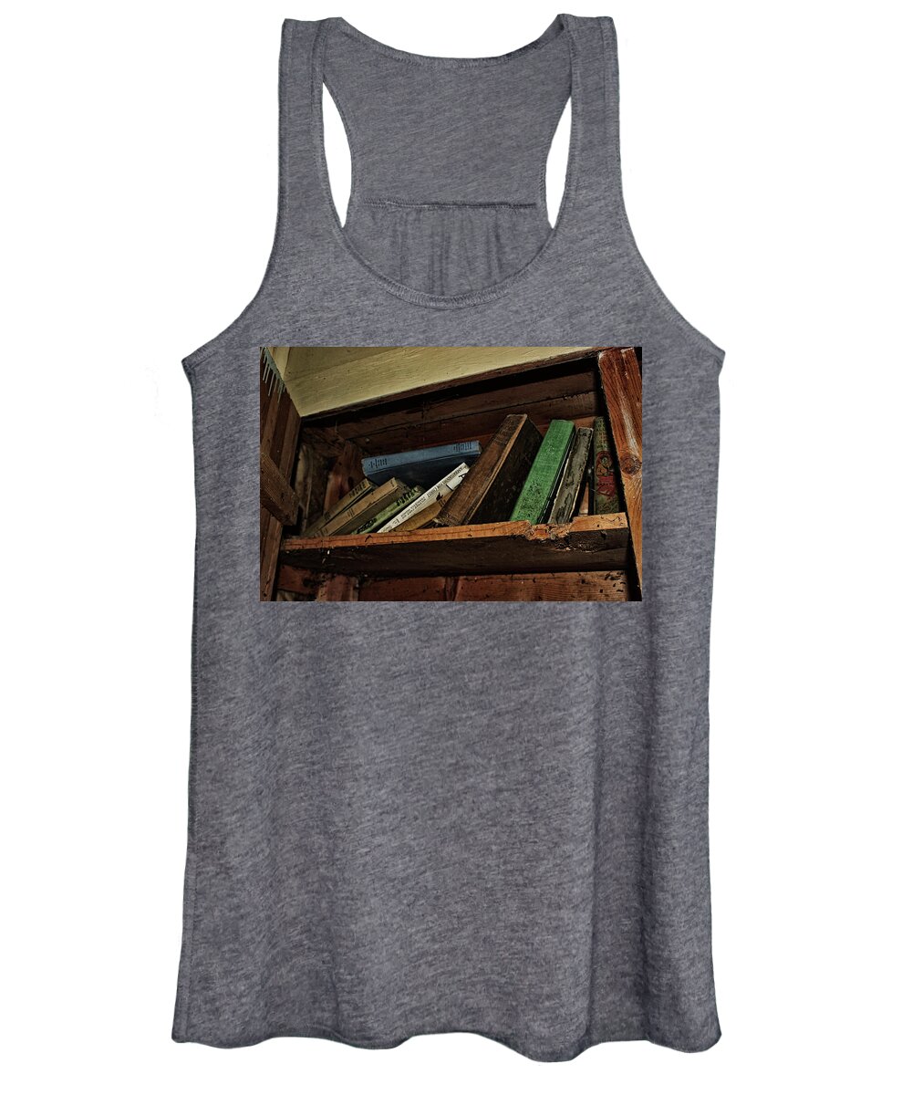 Haunted Women's Tank Top featuring the photograph Stay a while and listen by Ryan Crouse