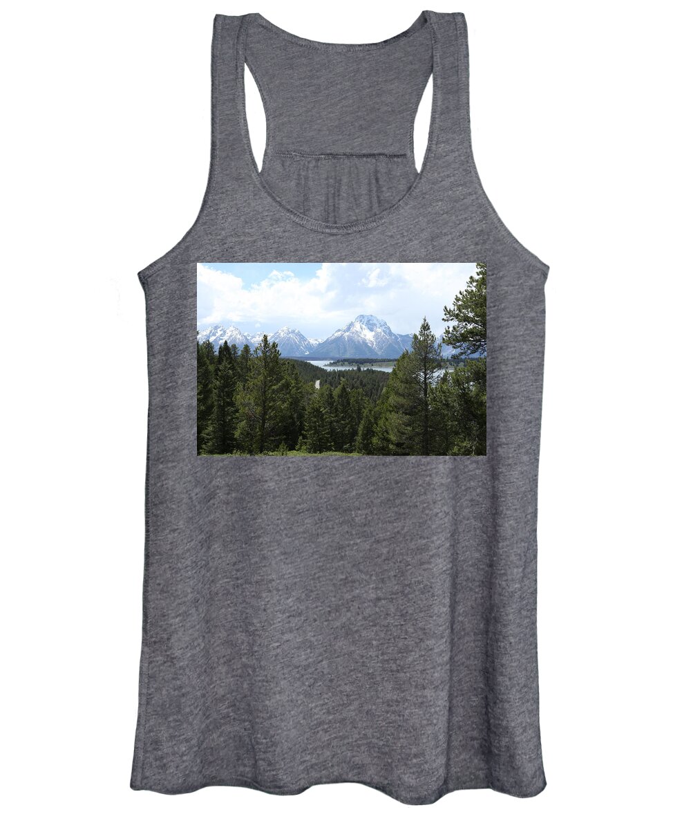 Landscape Women's Tank Top featuring the photograph Wyoming 6490 by Michael Fryd