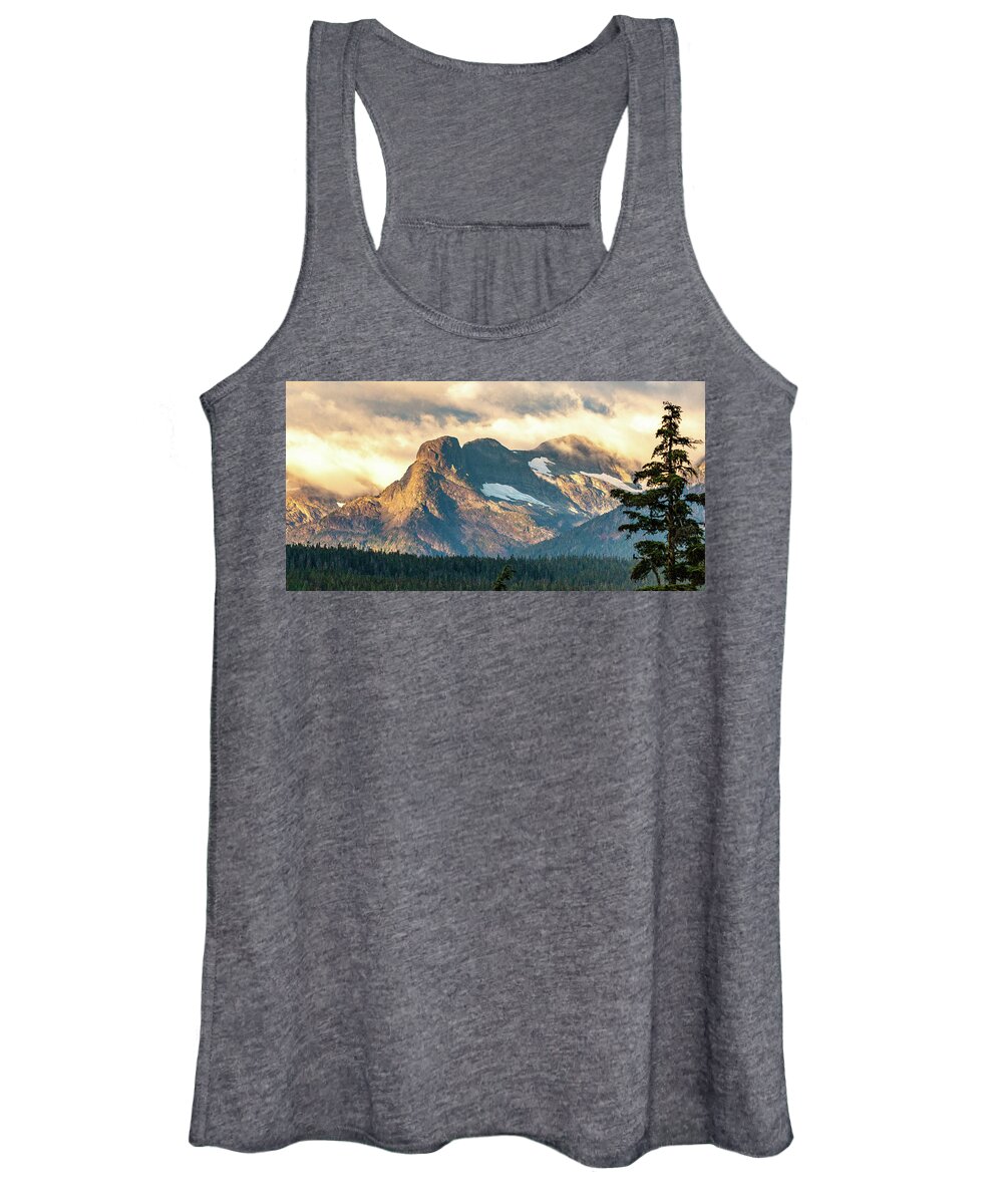 Landscapes Women's Tank Top featuring the photograph Beaufort Range by Claude Dalley