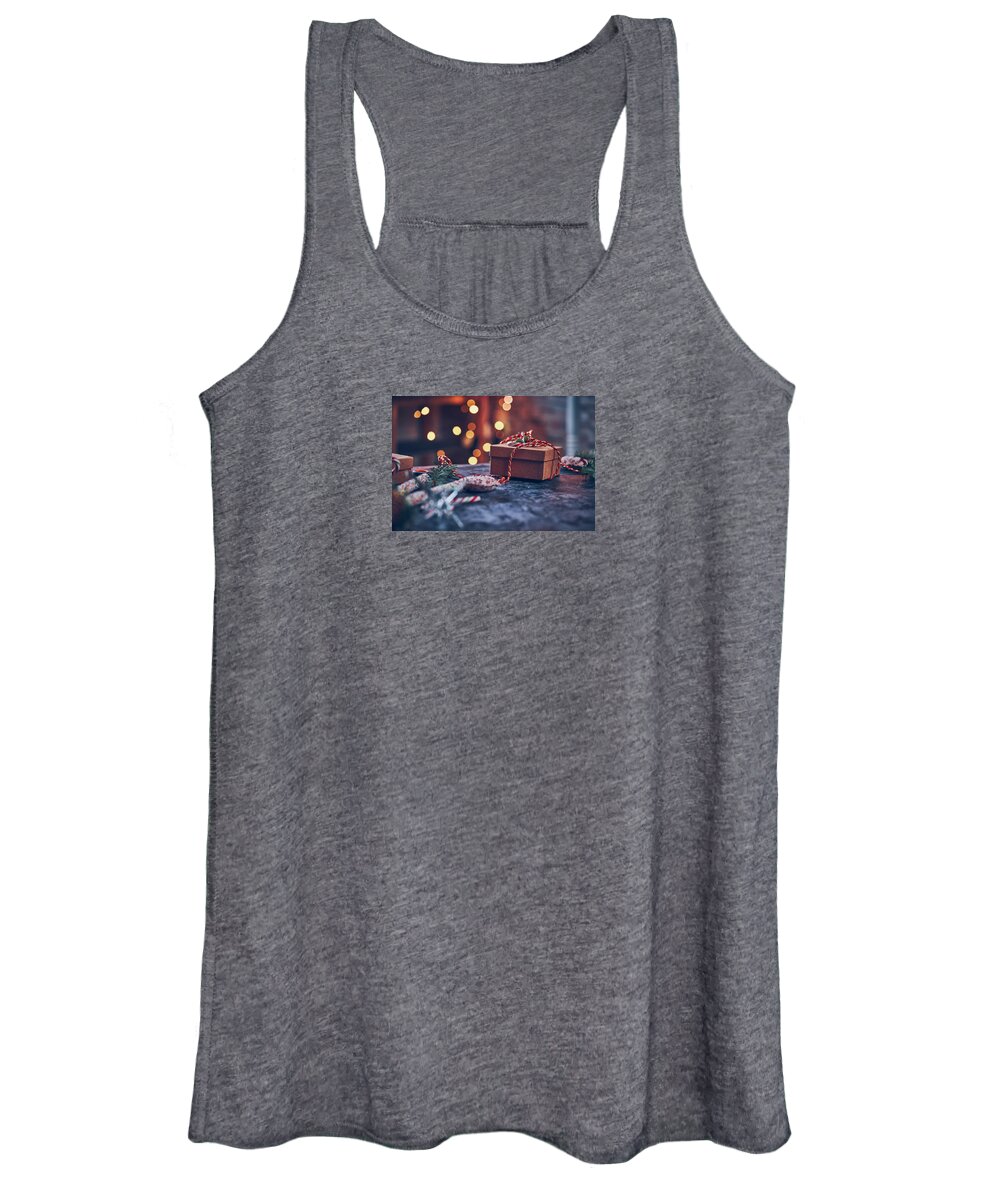 Creativecontentbrief Women's Tank Top featuring the photograph Christmas Pesent by Sean