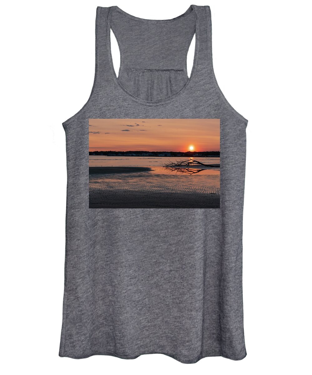 Island Women's Tank Top featuring the photograph Soundview Sunset by Kyle Lee