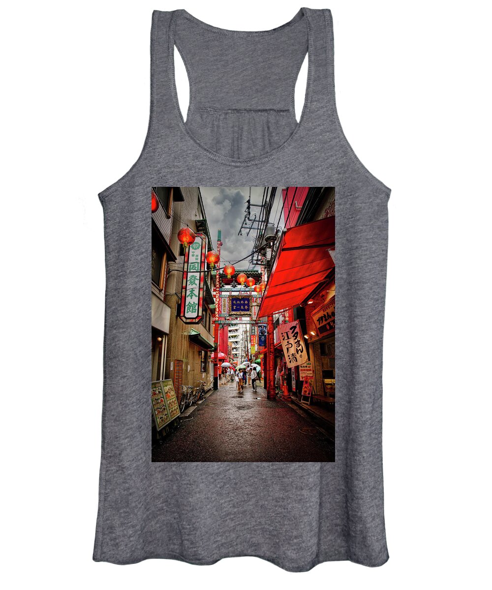 Buildings Women's Tank Top featuring the photograph Rainy Day in Chinatown #1 by Bill Chizek