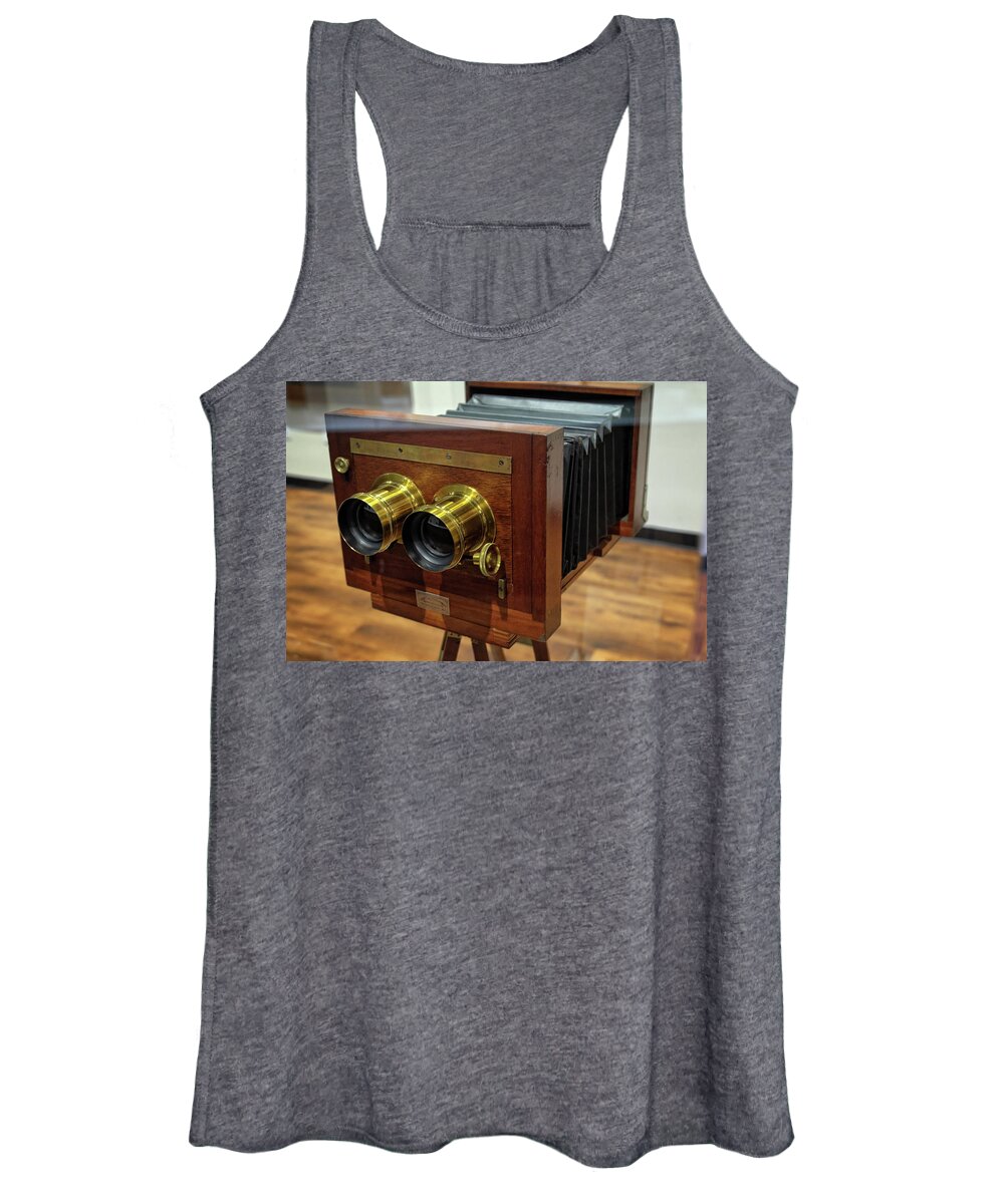 Antique Women's Tank Top featuring the photograph 3D Camera by George Taylor