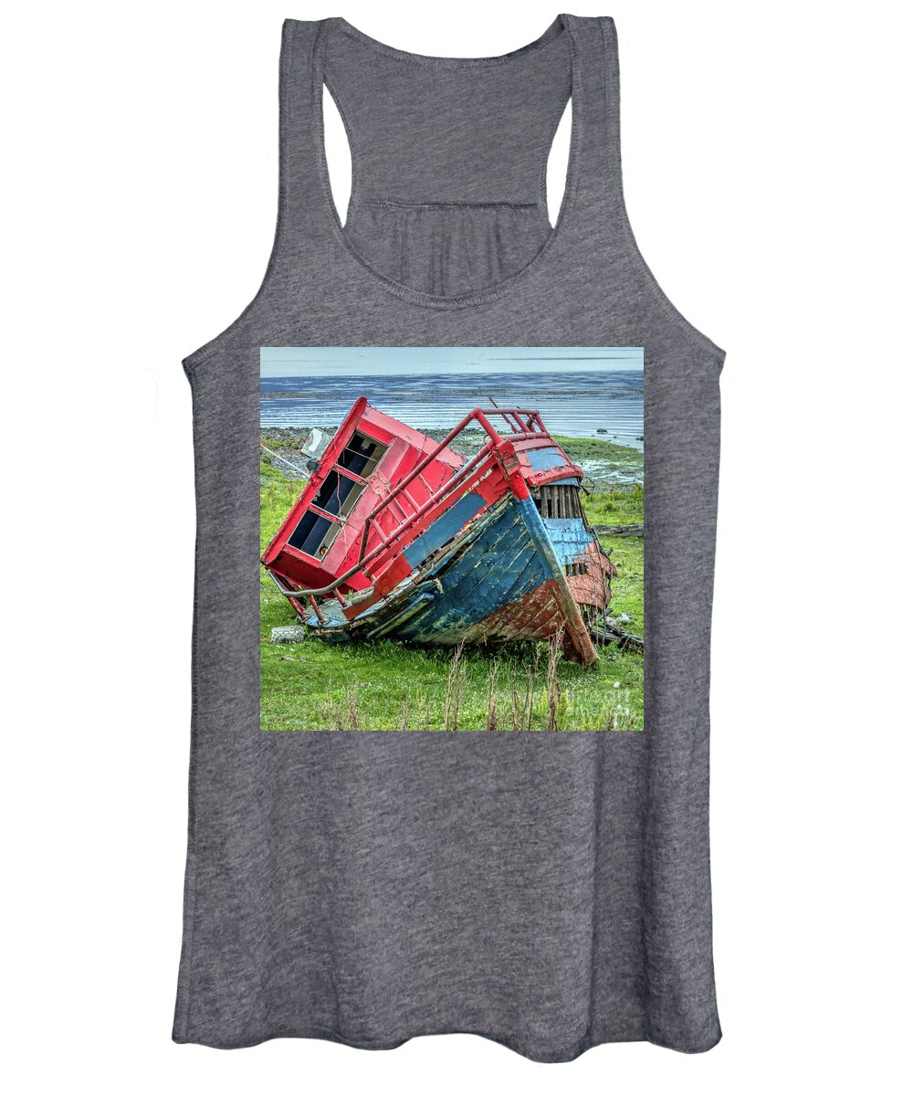 Transportation Women's Tank Top featuring the photograph Rotting Away by Tom Watkins PVminer pixs
