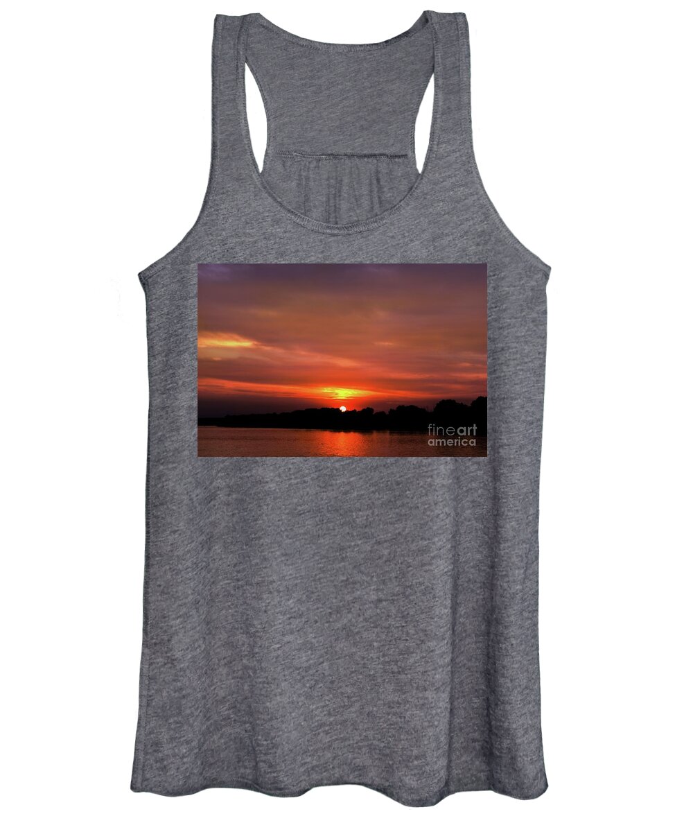 Love Women's Tank Top featuring the photograph Sunset Kiss by Leonida Arte