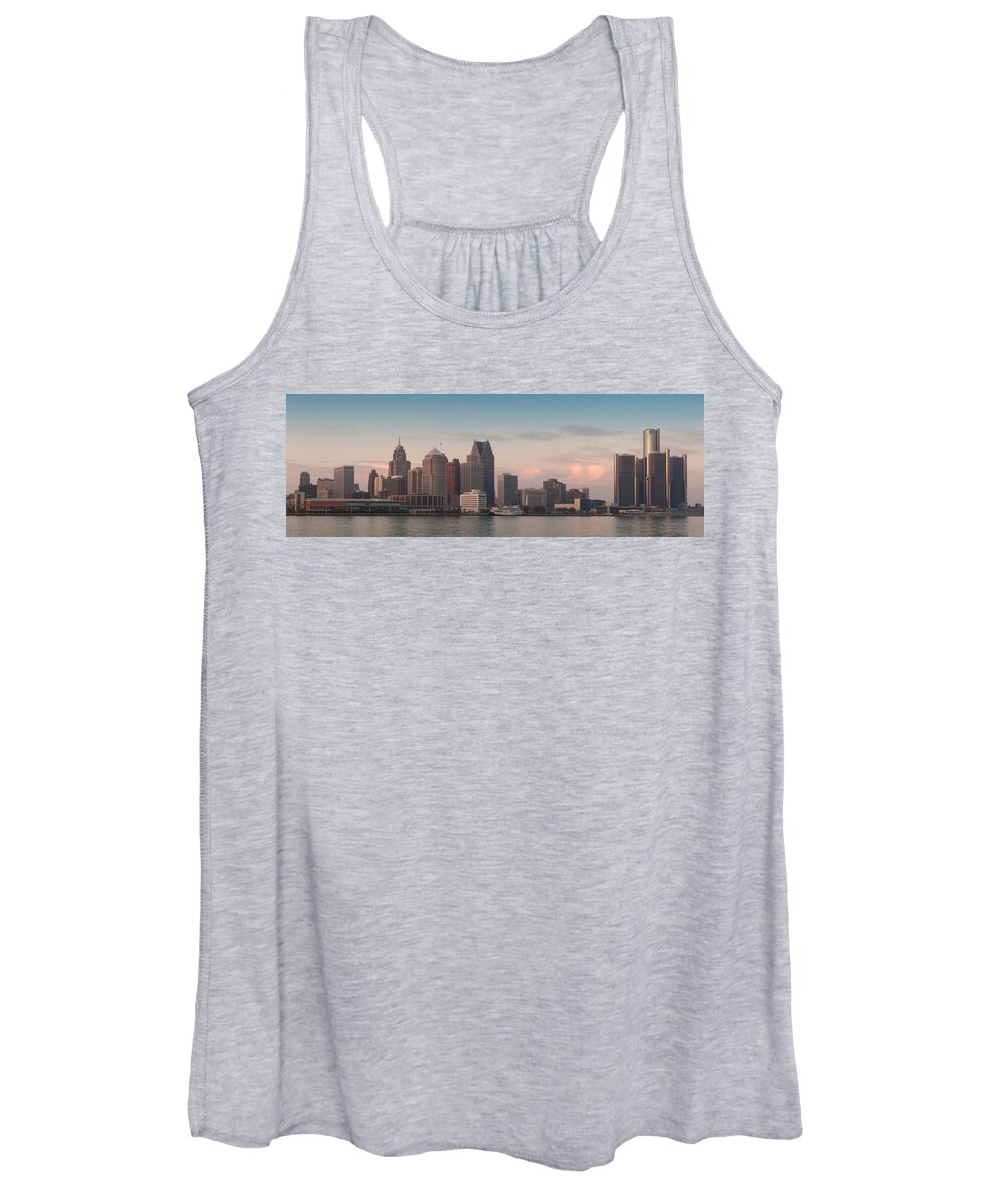 Detroit Women's Tank Top featuring the photograph Detroit at dusk by Andreas Freund