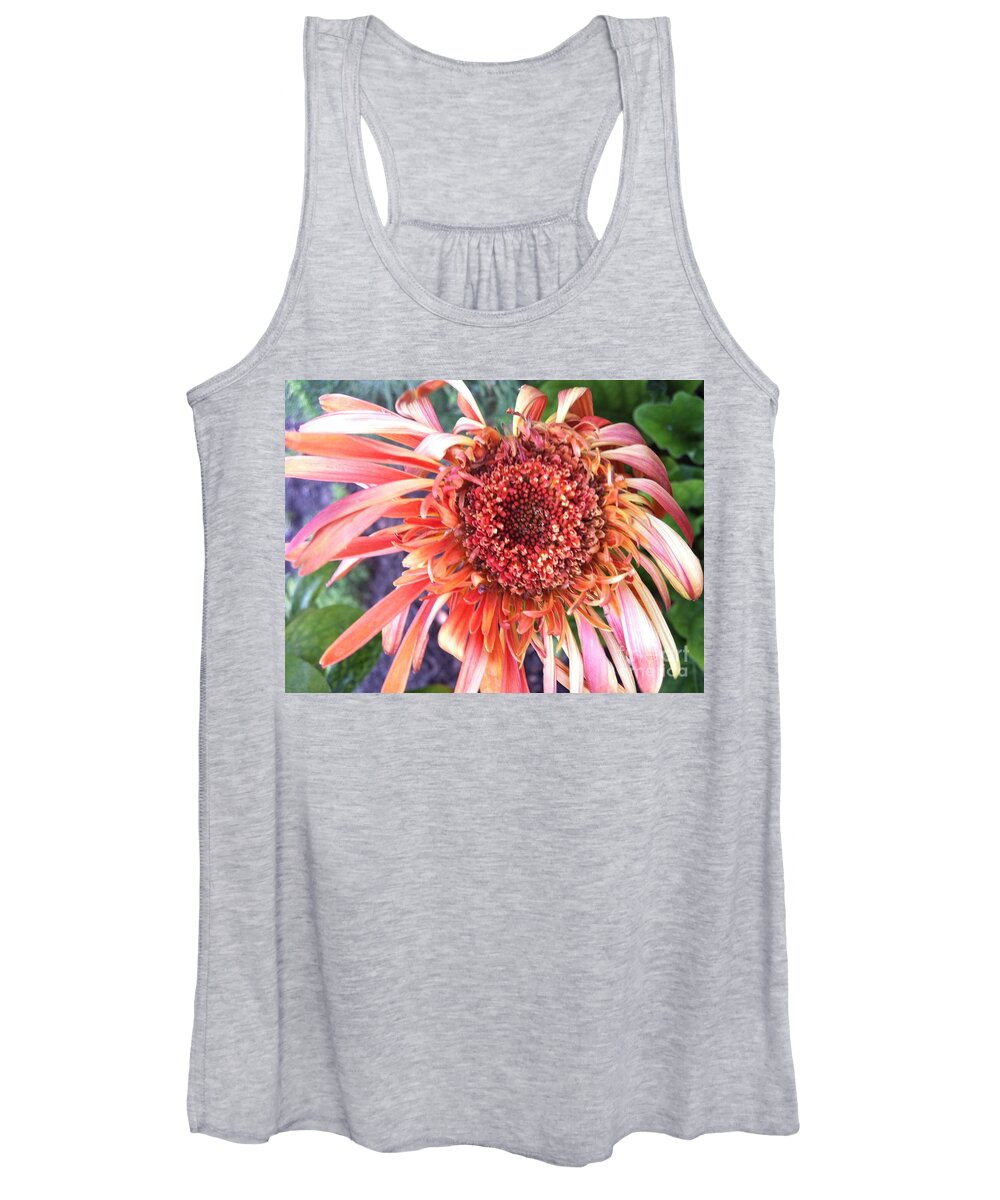 Red Flower Women's Tank Top featuring the photograph Daisy in the Wind by Vonda Lawson-Rosa