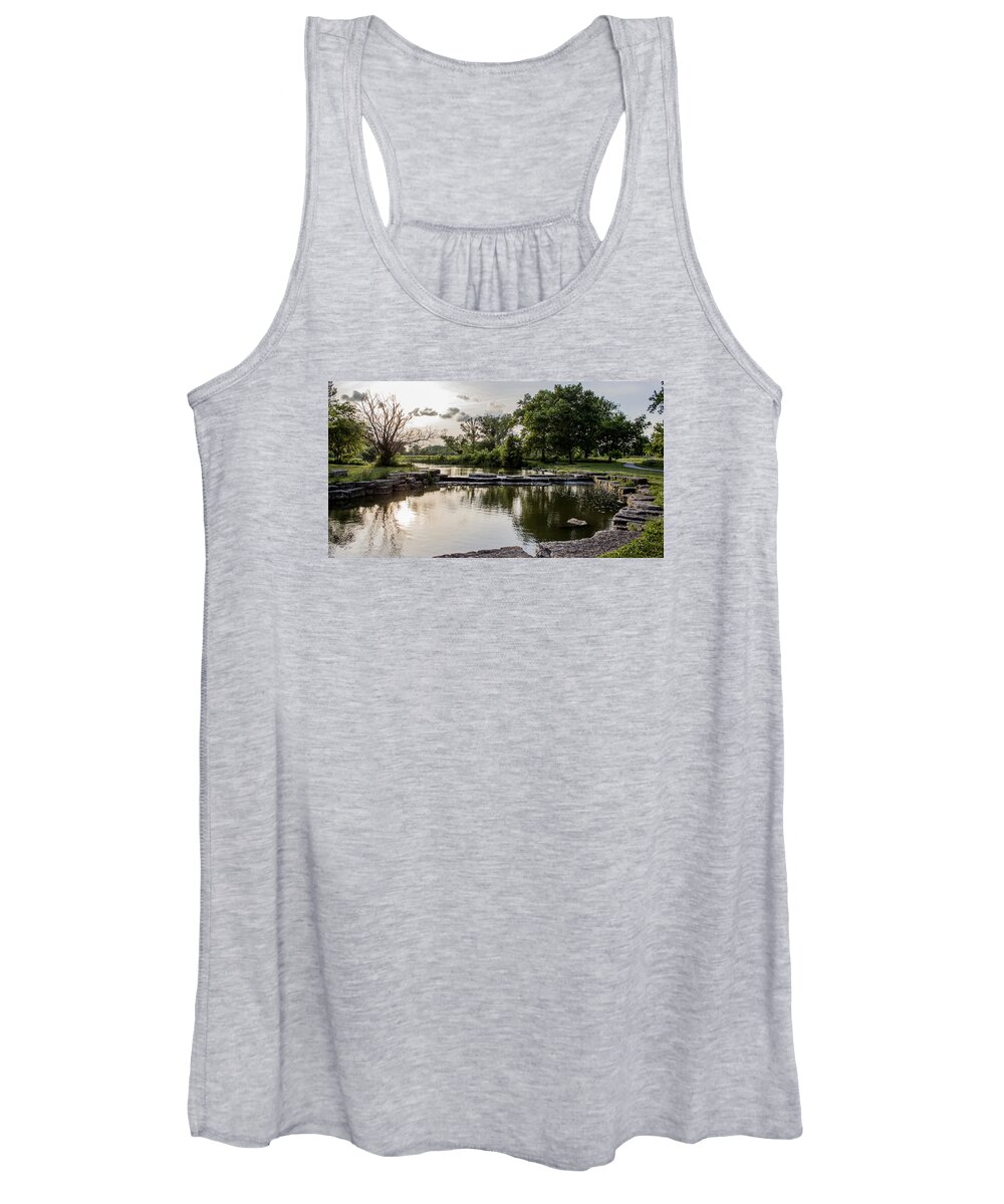 Sunset Women's Tank Top featuring the photograph Midwest Sunset #2 by Mike Dunn