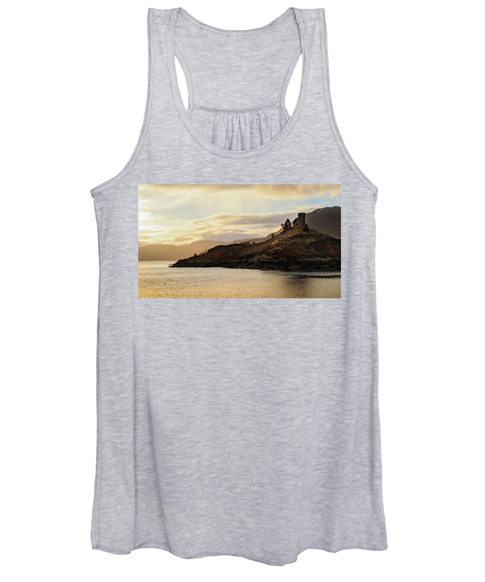 Castle Moil Women's Tank Top featuring the photograph Castle Moil Sunrise by Holly Ross