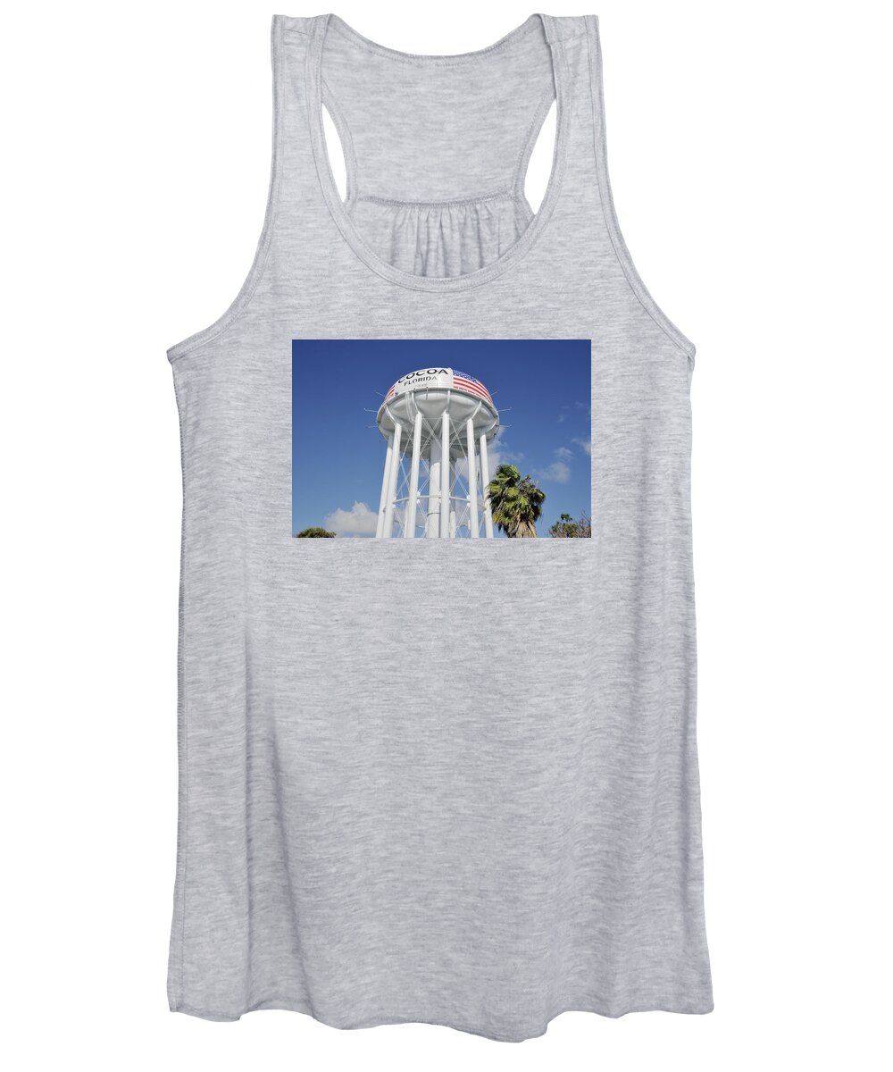 Water Tower Women's Tank Top featuring the photograph Cocoa Water Tower with American Flag by Bradford Martin