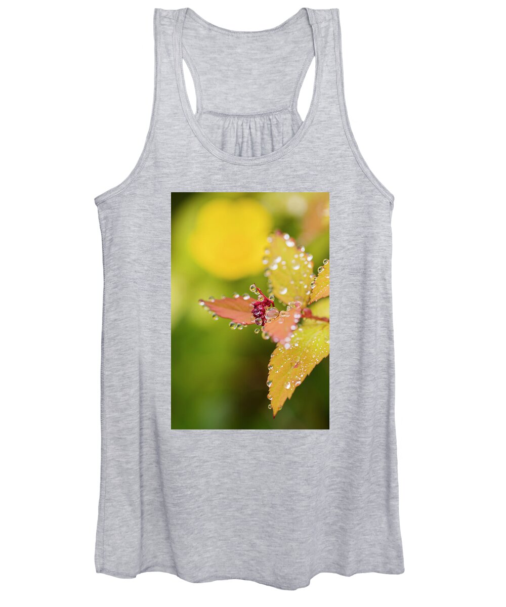 Astoria Women's Tank Top featuring the photograph Goldflame in the Mist by Robert Potts
