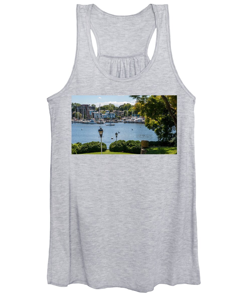Annapolis Women's Tank Top featuring the photograph Making Way Up Creek by Charles Kraus