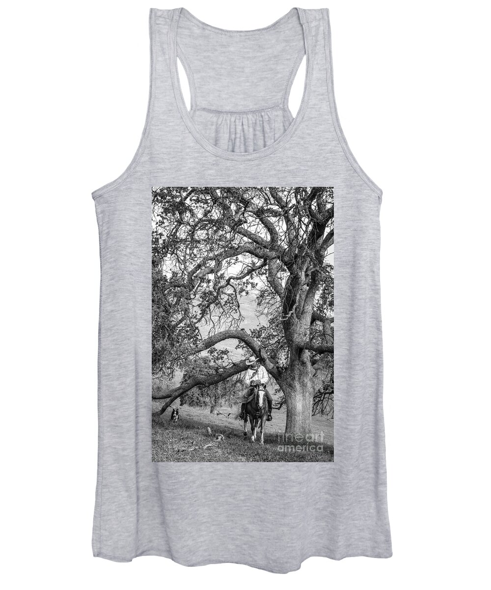 Cowboys Women's Tank Top featuring the photograph Oak Arches by Diane Bohna