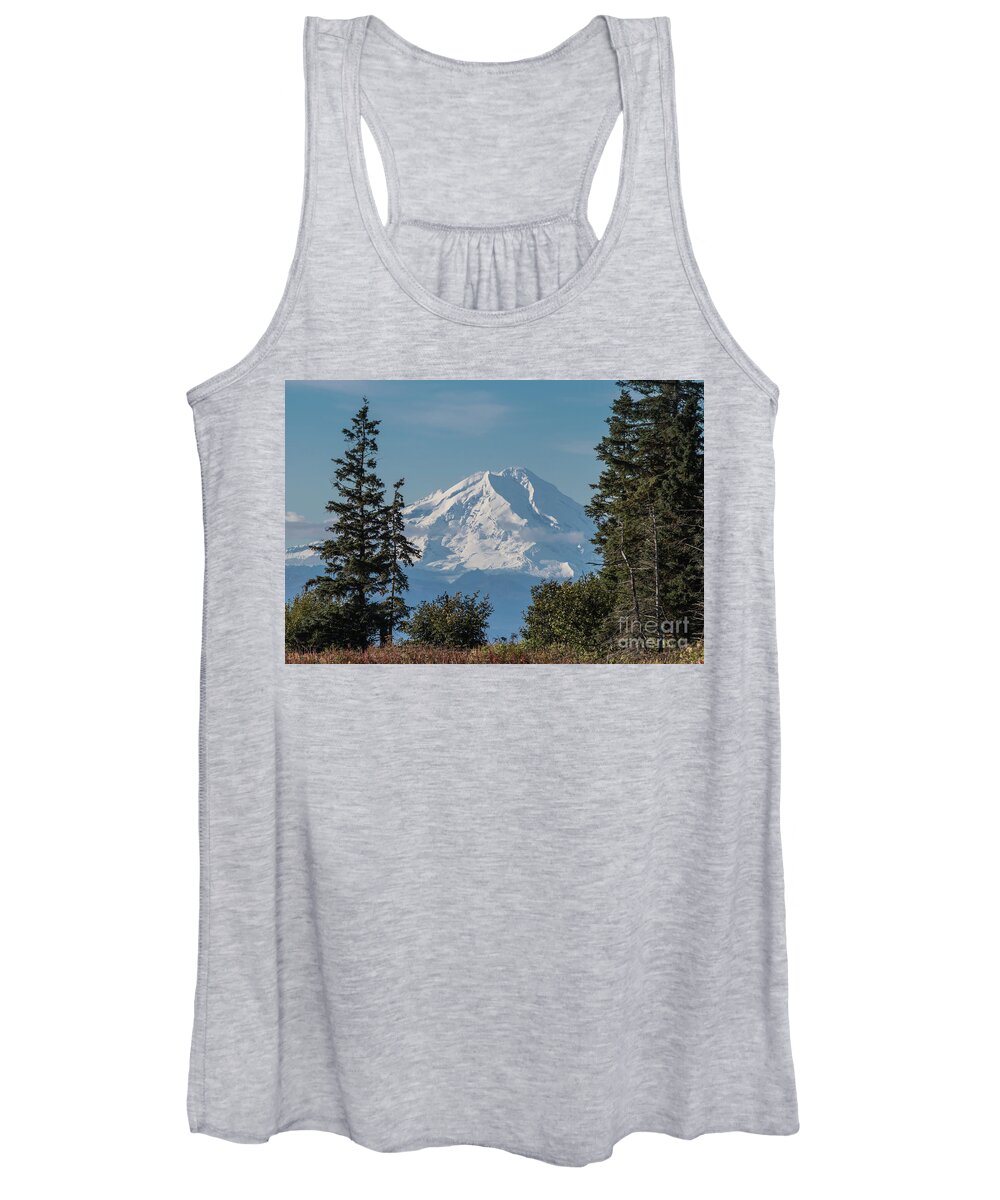 Redoubt Volcano Women's Tank Top featuring the photograph Redoubt Volcano by Eva Lechner
