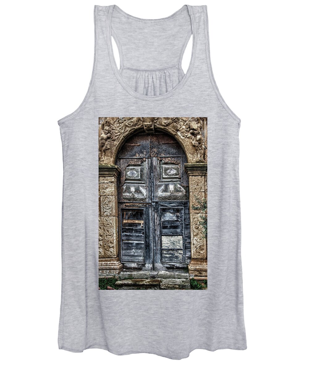  Women's Tank Top featuring the photograph Sicilian Door by Patrick Boening