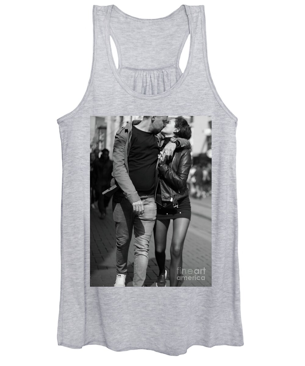 Kiss Women's Tank Top featuring the photograph The Kiss by Jan Daniels