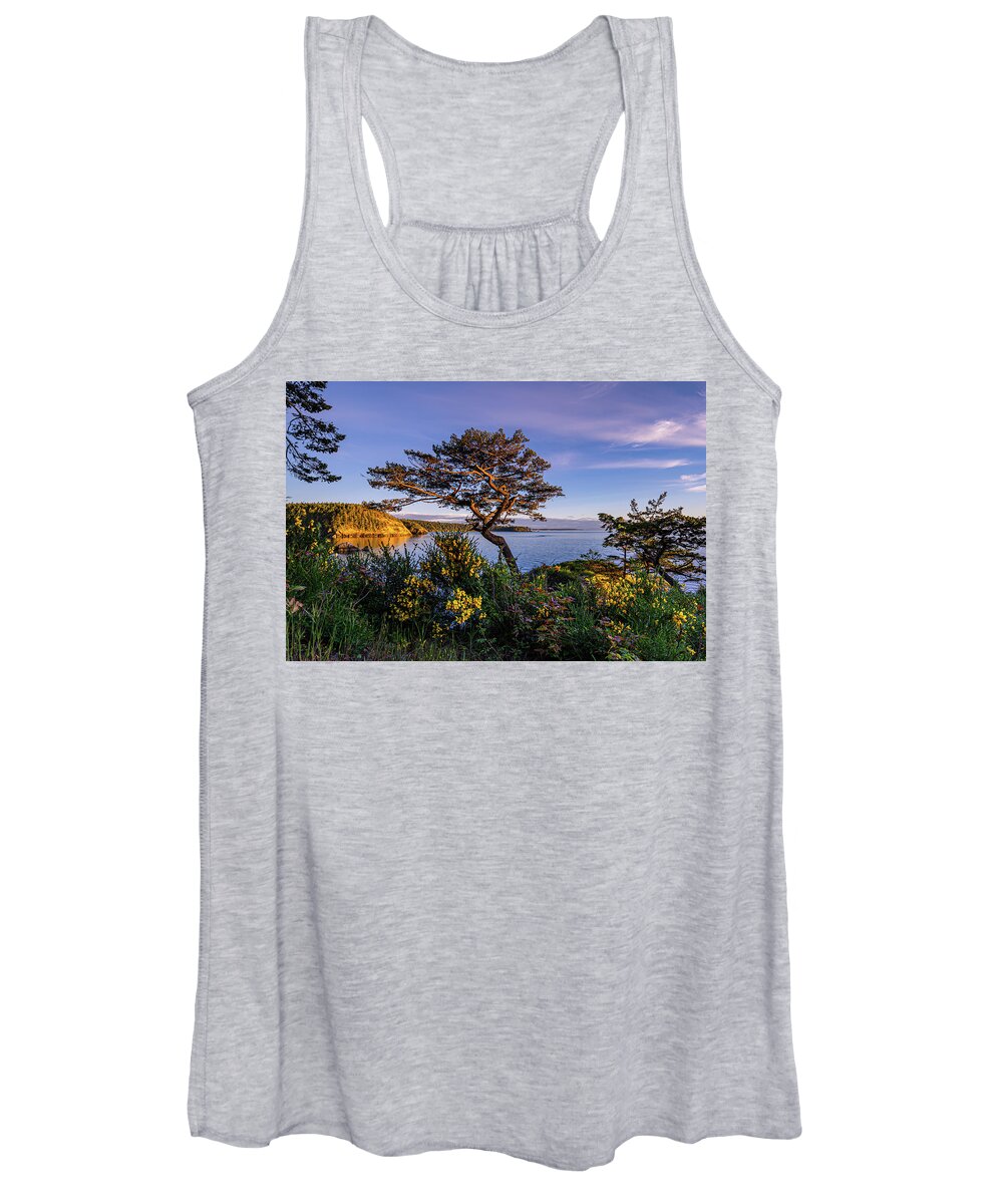 Tree Women's Tank Top featuring the photograph Gnarly Tree by Gary Skiff