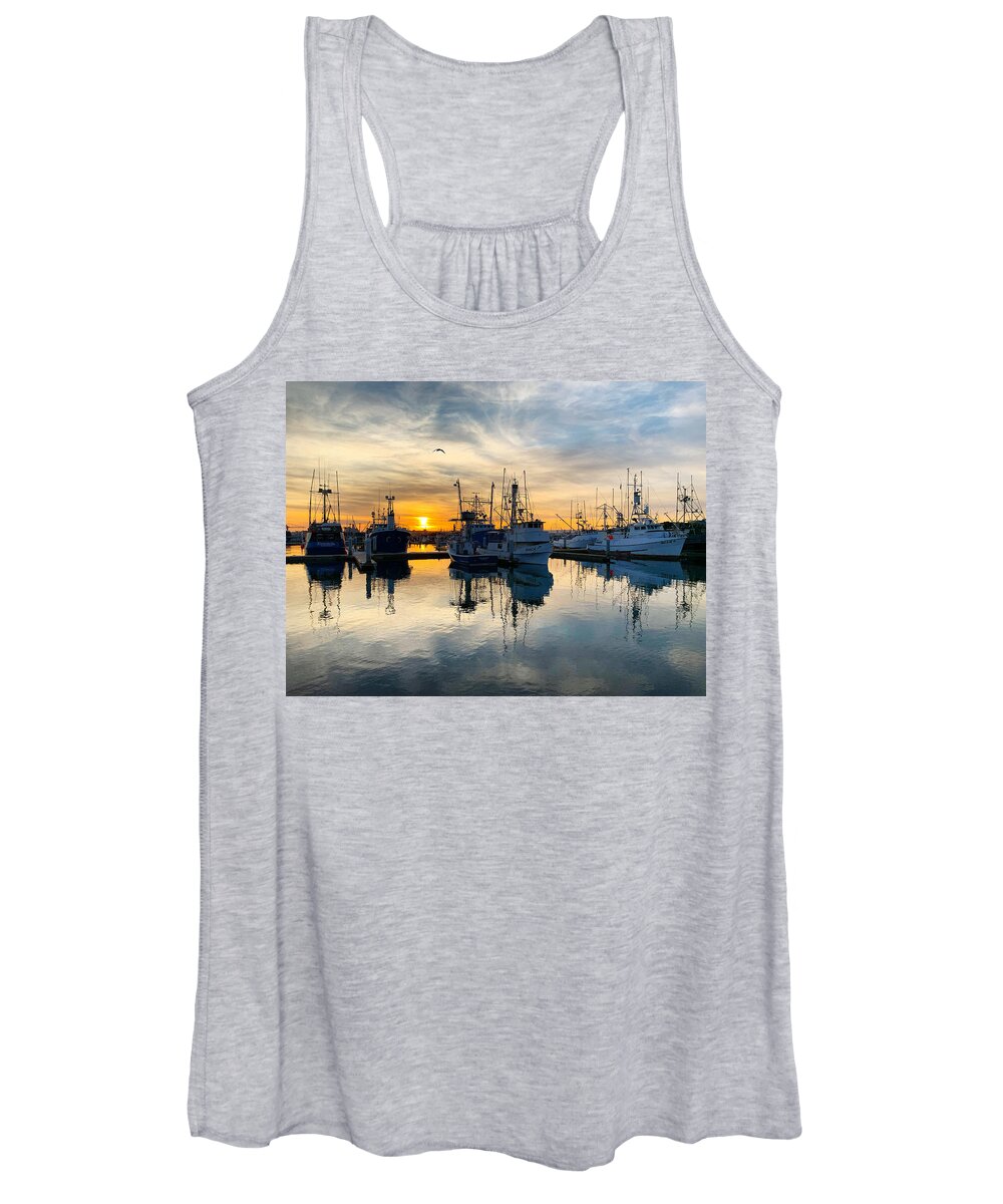 Sunset Women's Tank Top featuring the photograph Harbor Sunset by Brian Eberly