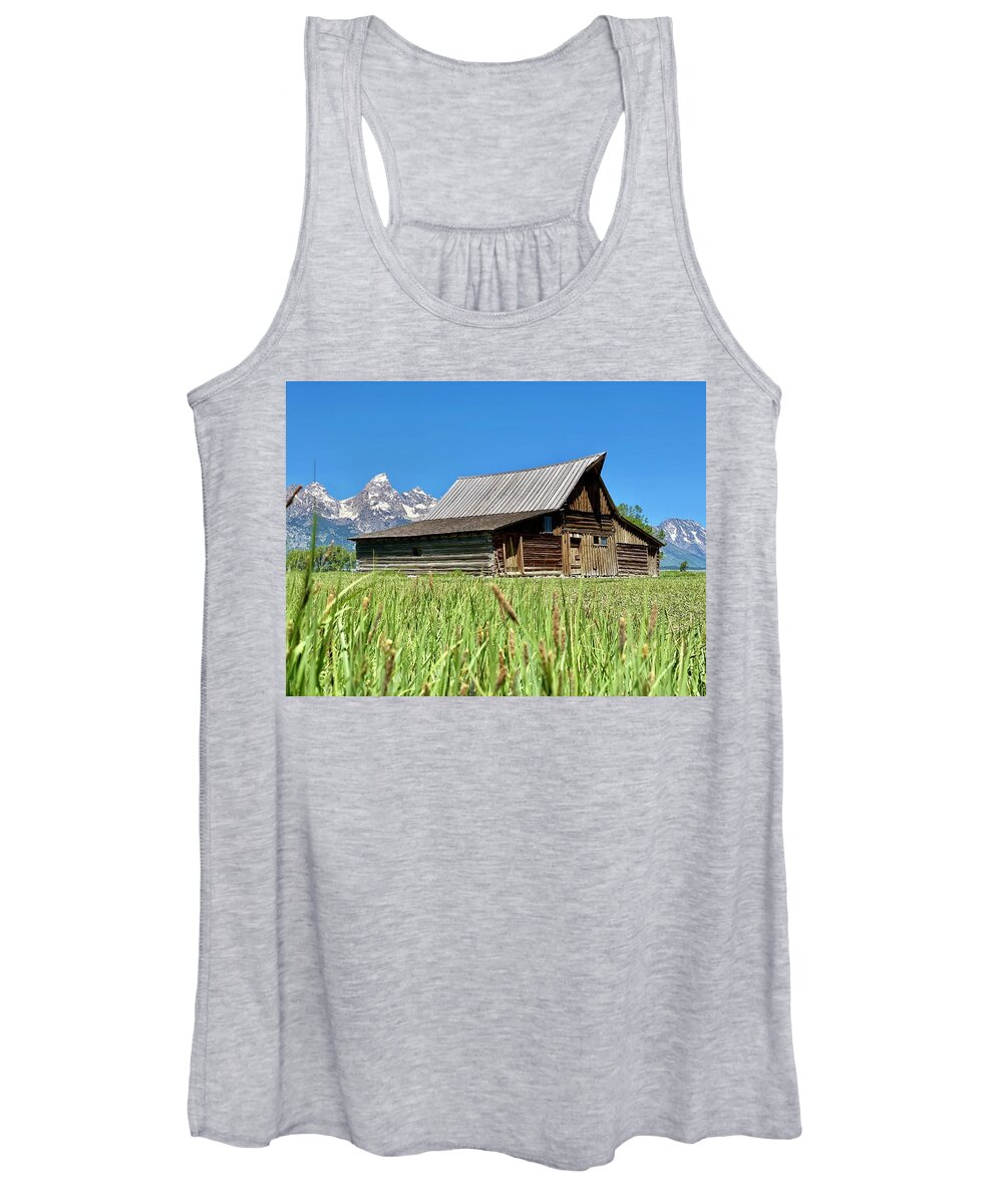 Barn Women's Tank Top featuring the photograph Home on the Range by Devin Wilson