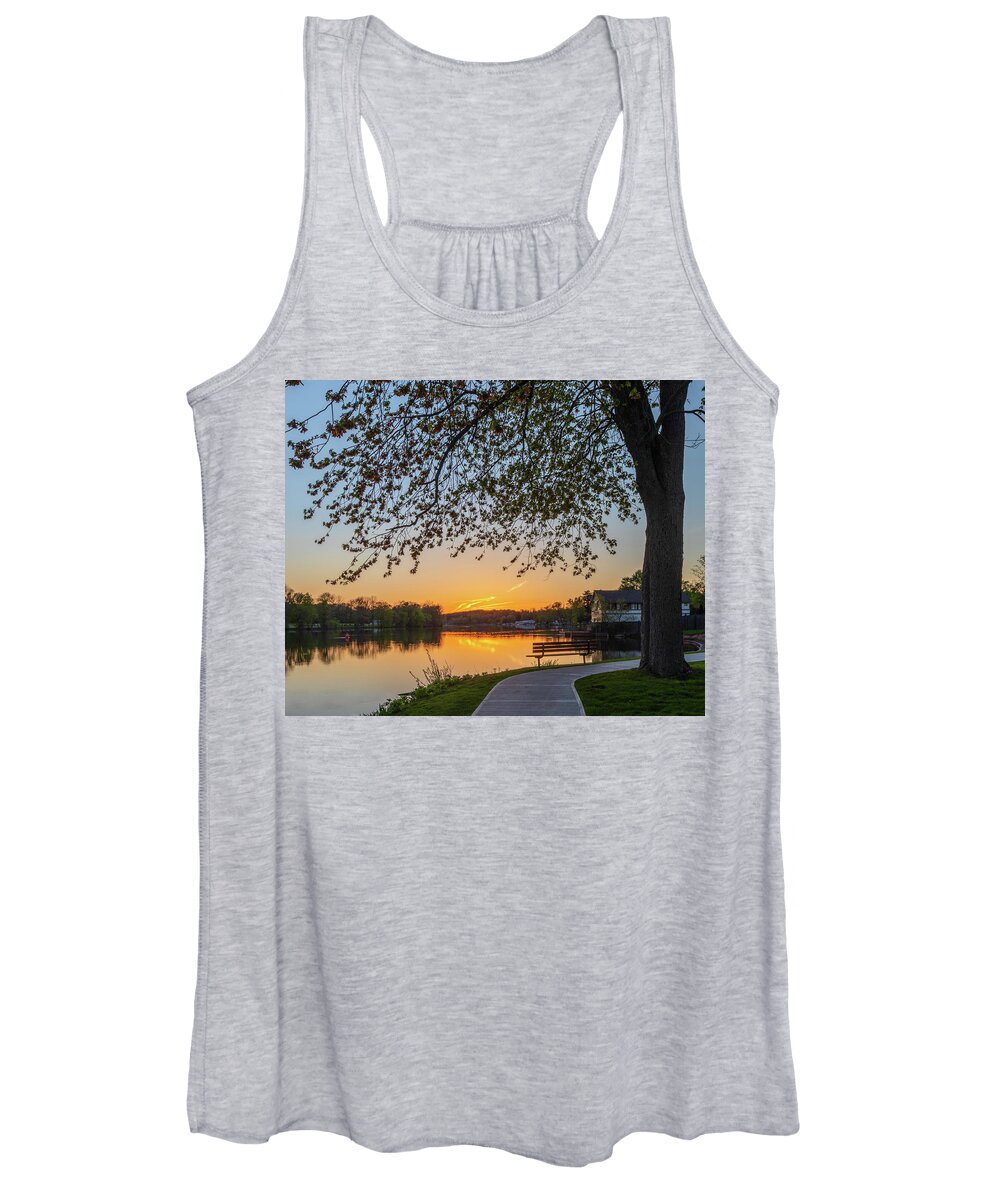 Cny Women's Tank Top featuring the photograph Mercer Park Sunset by Rod Best