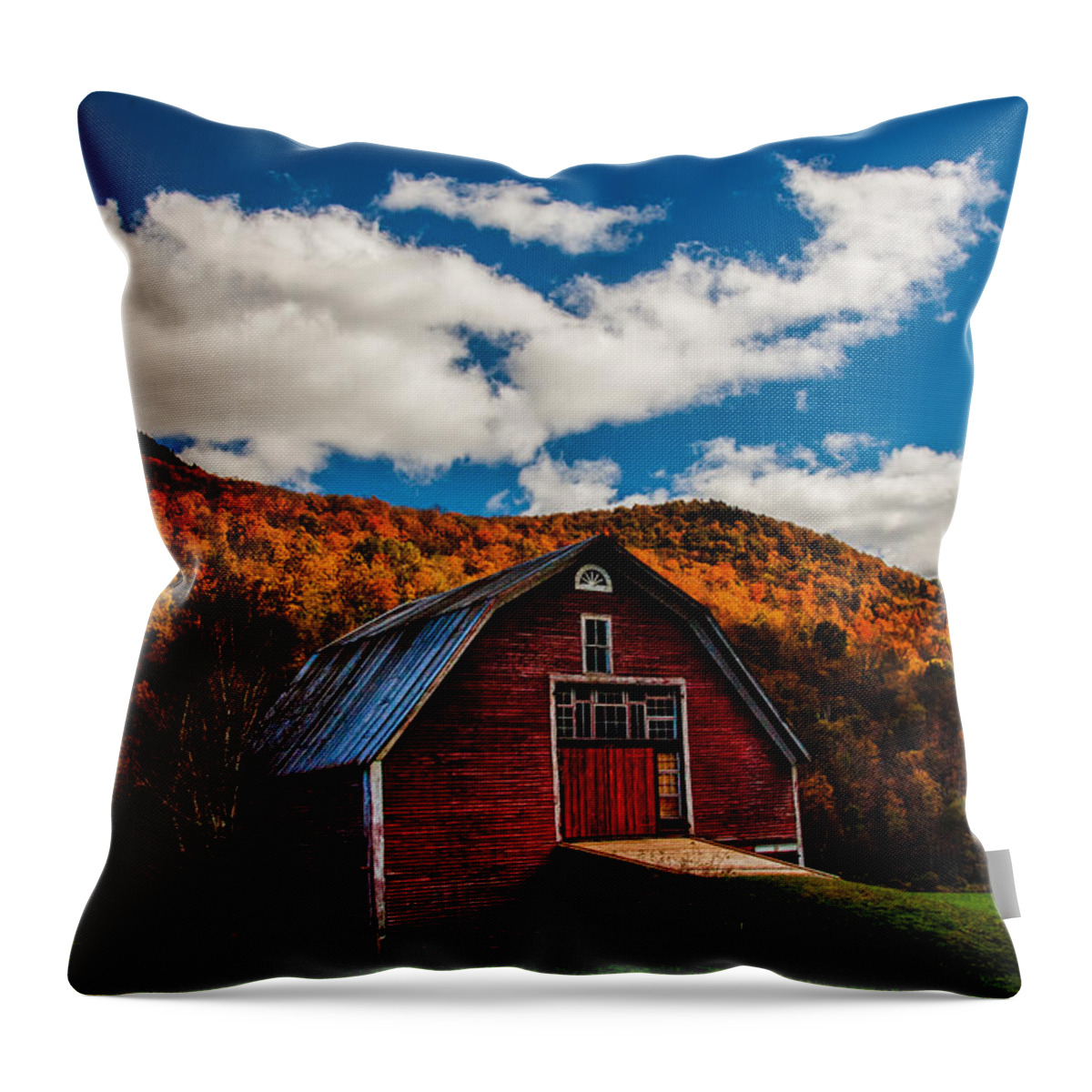 Autumn Foliage New England Throw Pillow featuring the photograph Barn on Vermont's Route 100 by Jeff Folger