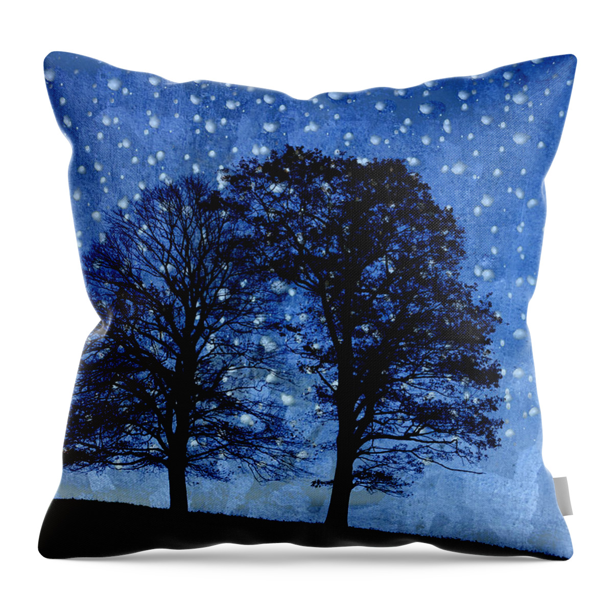 Tree Throw Pillow featuring the photograph Breaking Dawn by Carol Leigh