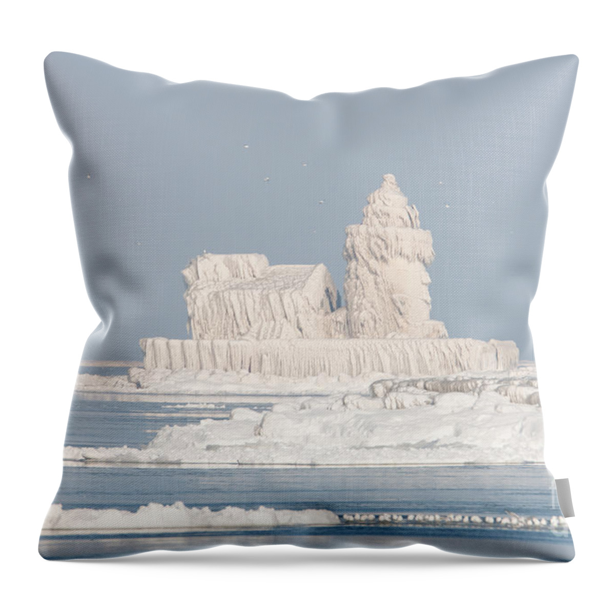 Clarence Holmes Throw Pillow featuring the photograph Cleveland Harbor West Pierhead Light II by Clarence Holmes