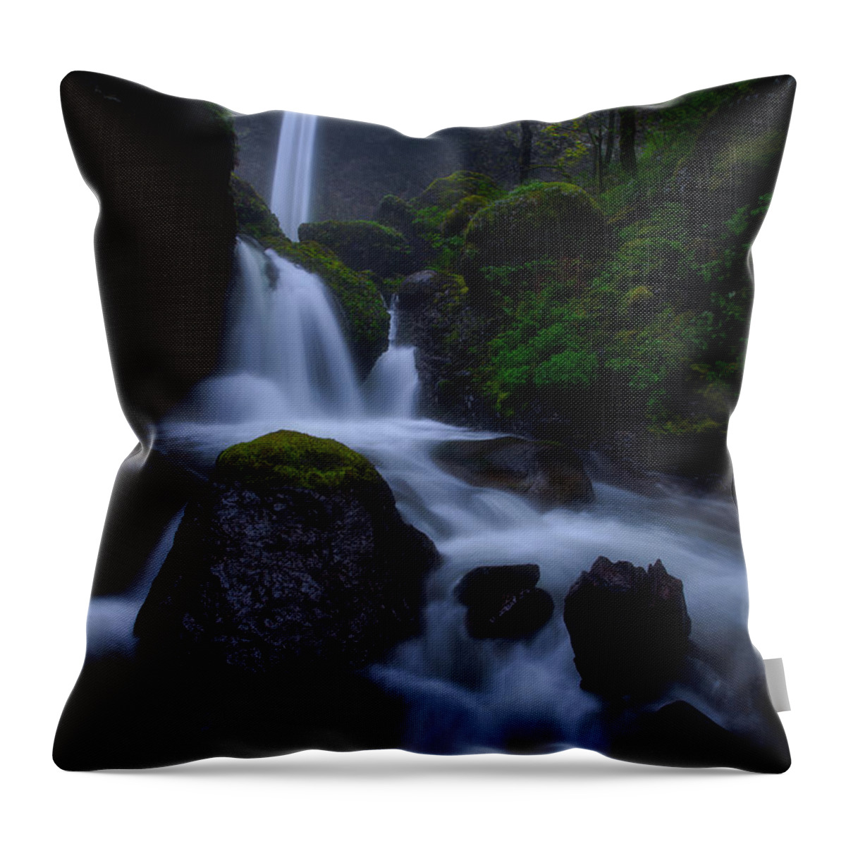 Fall Throw Pillow featuring the photograph Elowah's Mist by Darren White