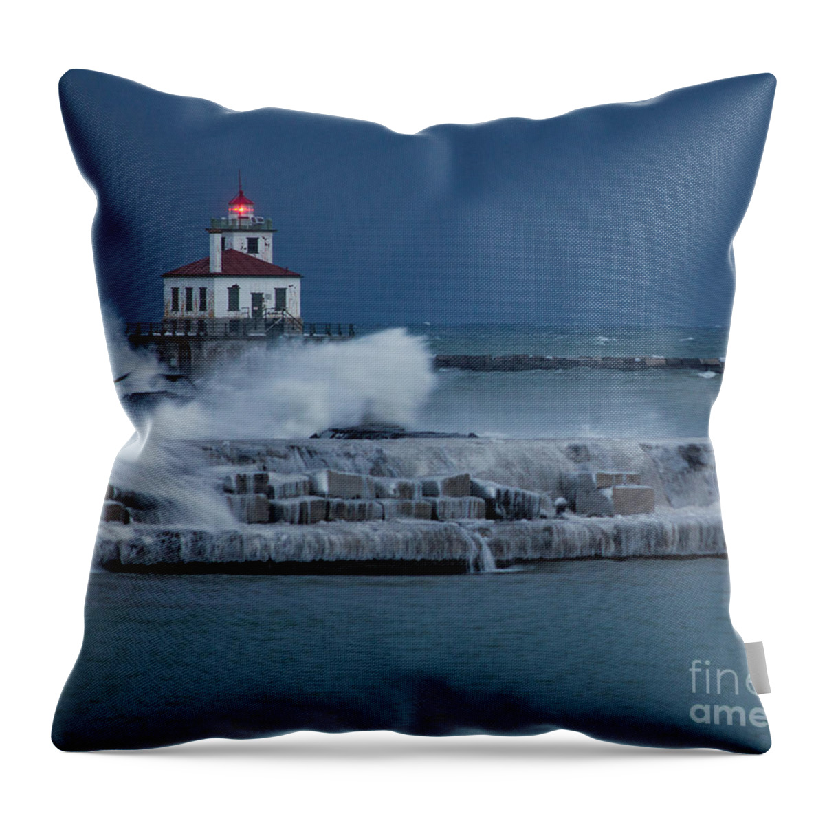 Lighthouse Throw Pillow featuring the photograph Lighting the Way by Rod Best