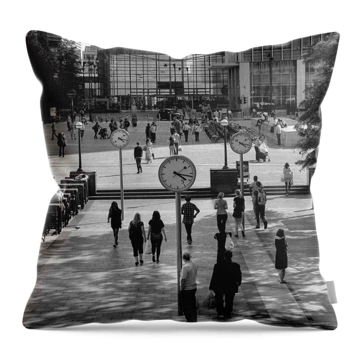 London Throw Pillow featuring the photograph Meet Me by the Clock by Nicky Jameson