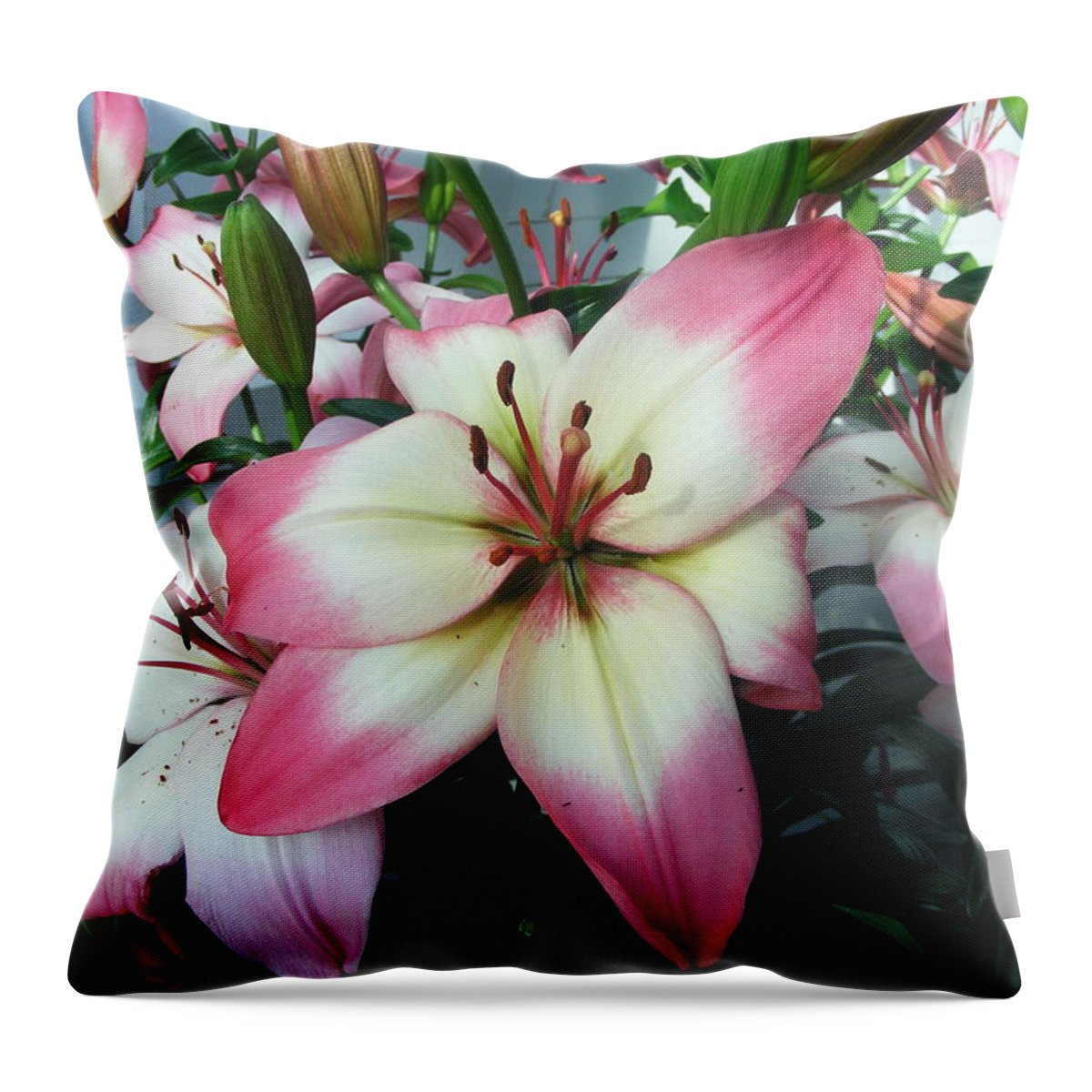 Flower Throw Pillow featuring the photograph Photo of flower by Michelle Hoffmann