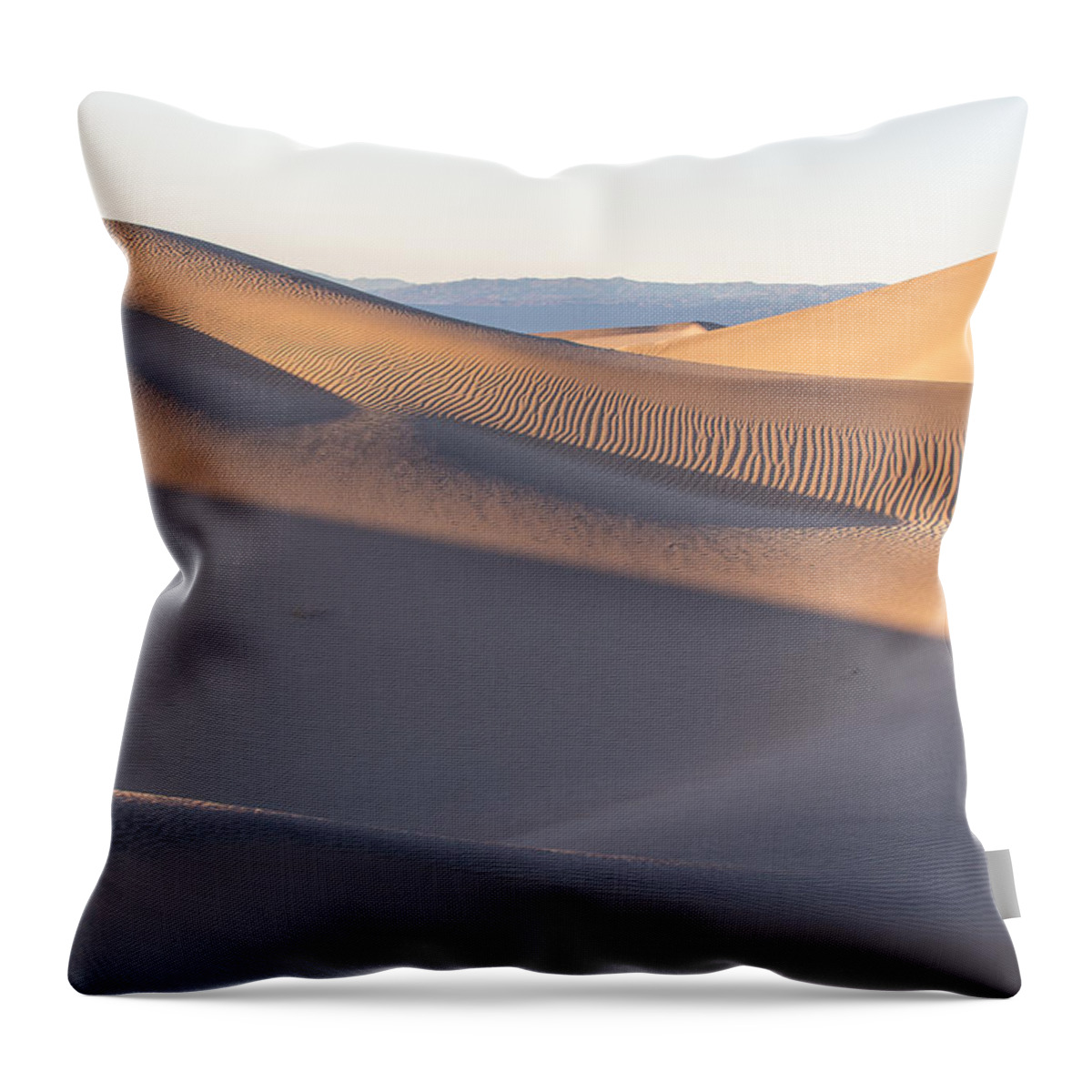 Horizontal Throw Pillow featuring the photograph Waves of Sand by Jon Glaser