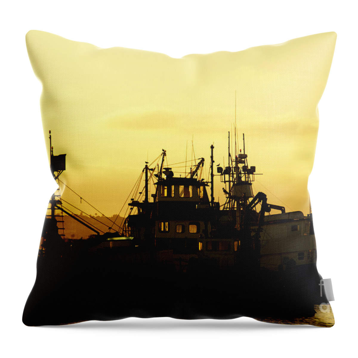 San Diego Throw Pillow featuring the photograph At Days End by Linda Shafer