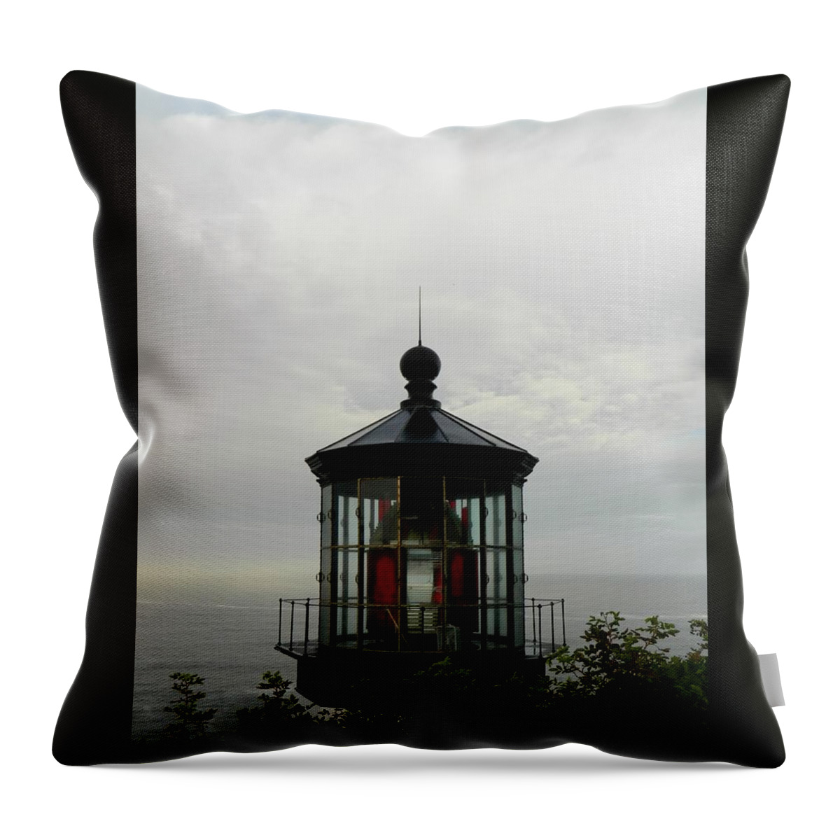 Oregon Throw Pillow featuring the photograph Clouded Morning by Gallery Of Hope 