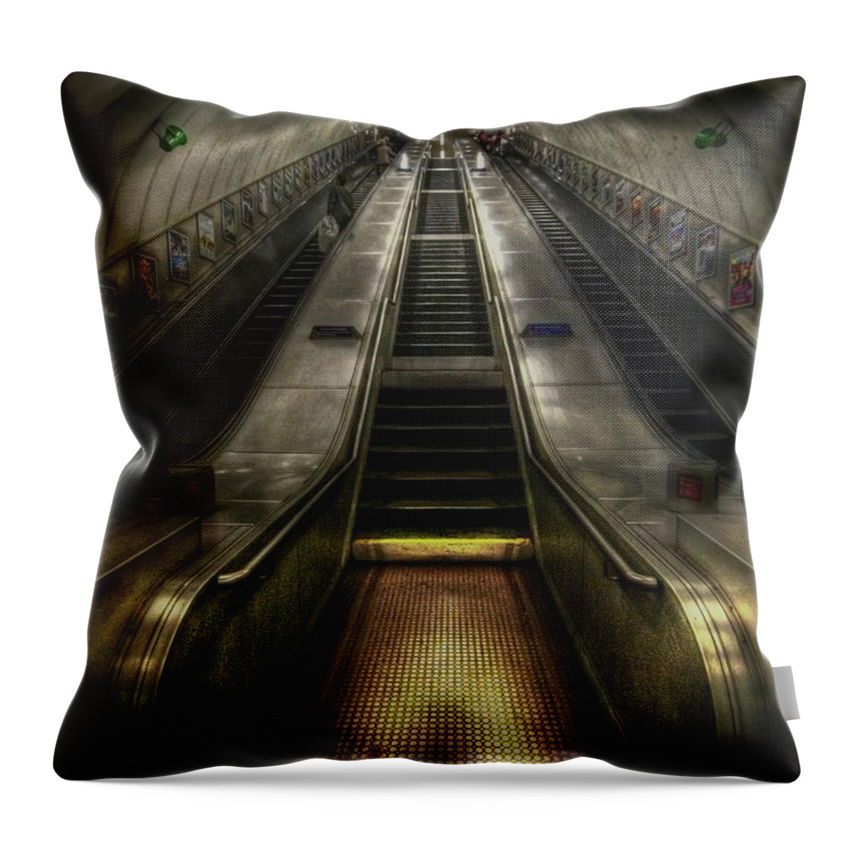 London Throw Pillow featuring the photograph Elevate My Mind by Yhun Suarez